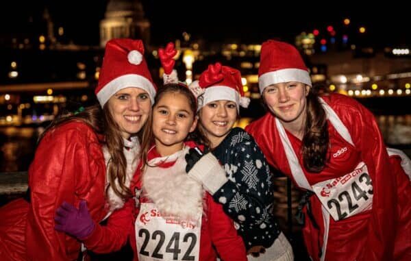santa in the city 2021